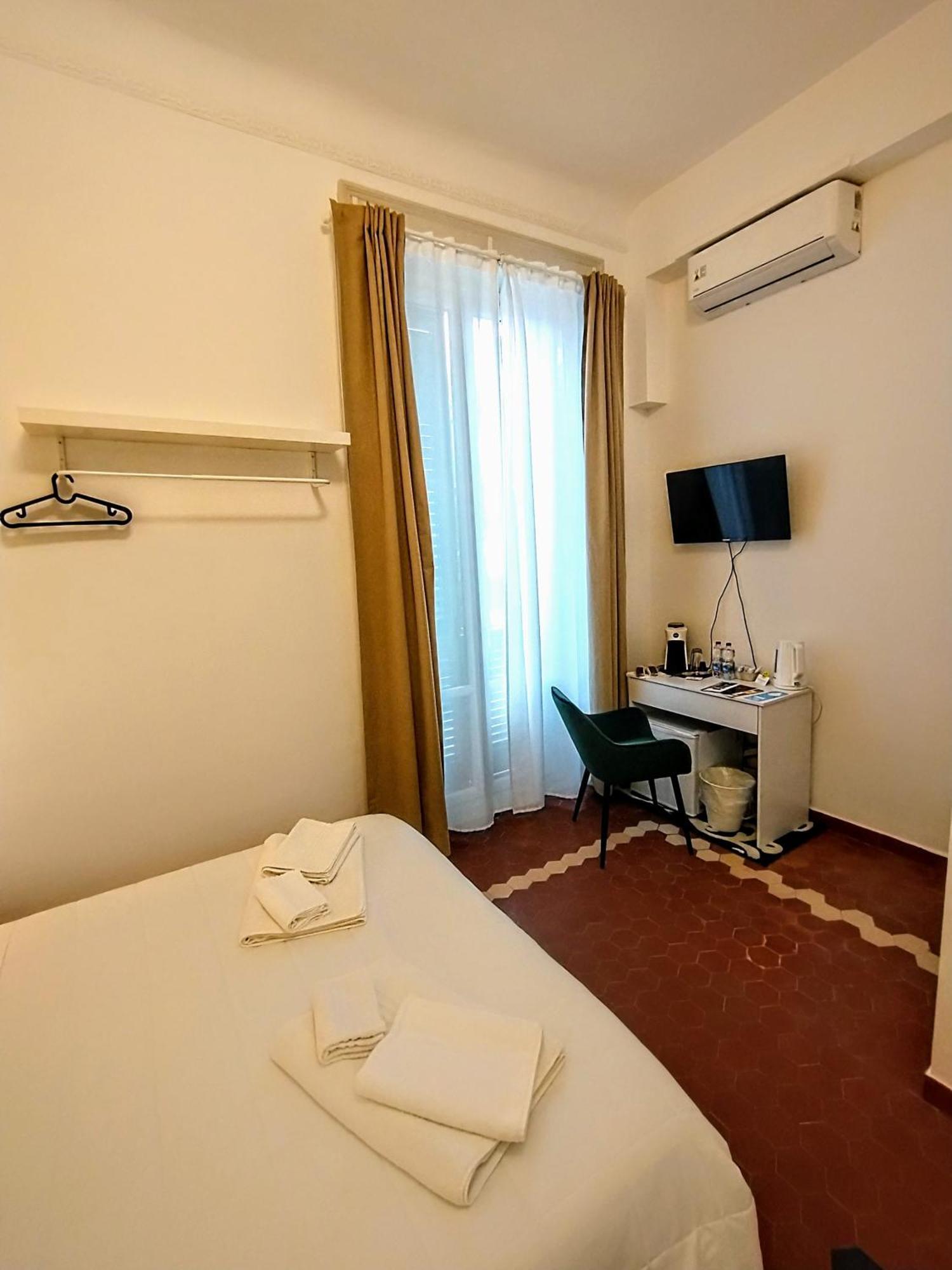 Suleima B&B Messina Centro Eksteriør bilde