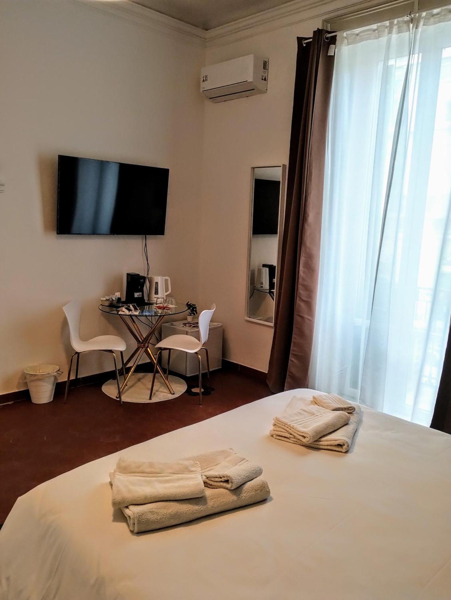 Suleima B&B Messina Centro Eksteriør bilde