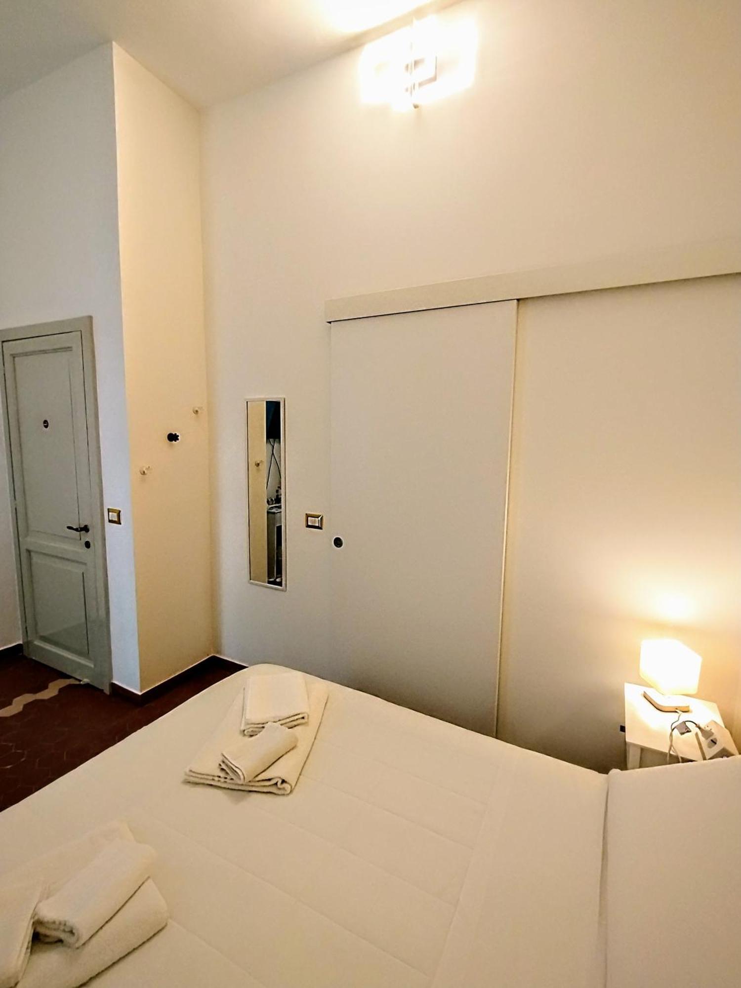 Suleima B&B Messina Centro Eksteriør bilde